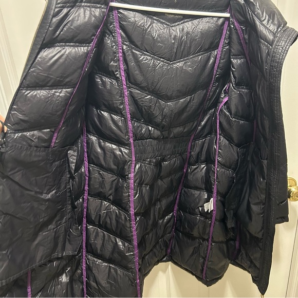 Calvin Klein packable lightweight premium down jacket - Picture 8 of 9